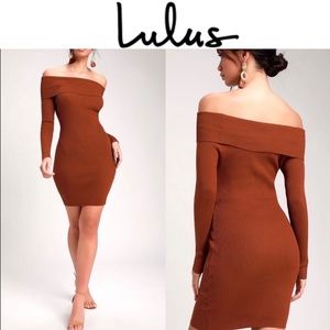 RIBBED OFF-THE-SHOULDER BODYCON DRESS